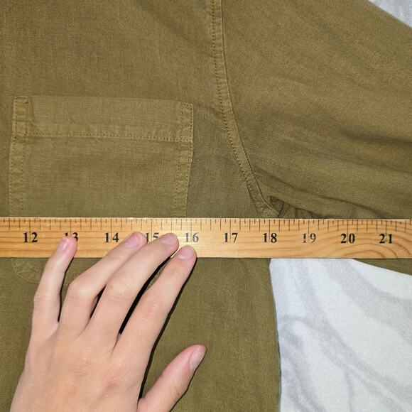 Universal Thread Cropped Fit Women's Button Up Olive Green Size XS - Picture 7 of 9